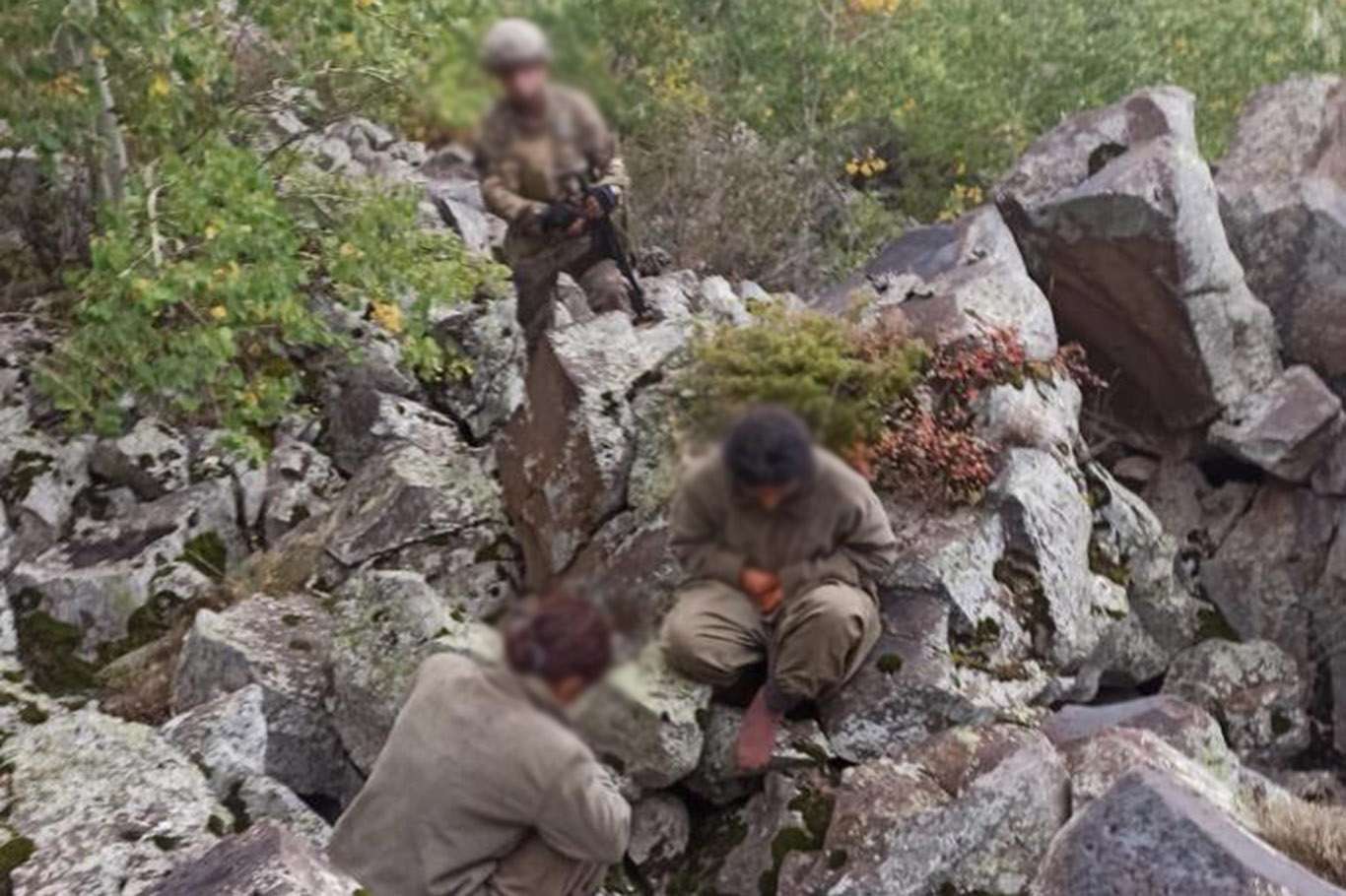 Iğdır'da 2 PKK'li teslim oldu